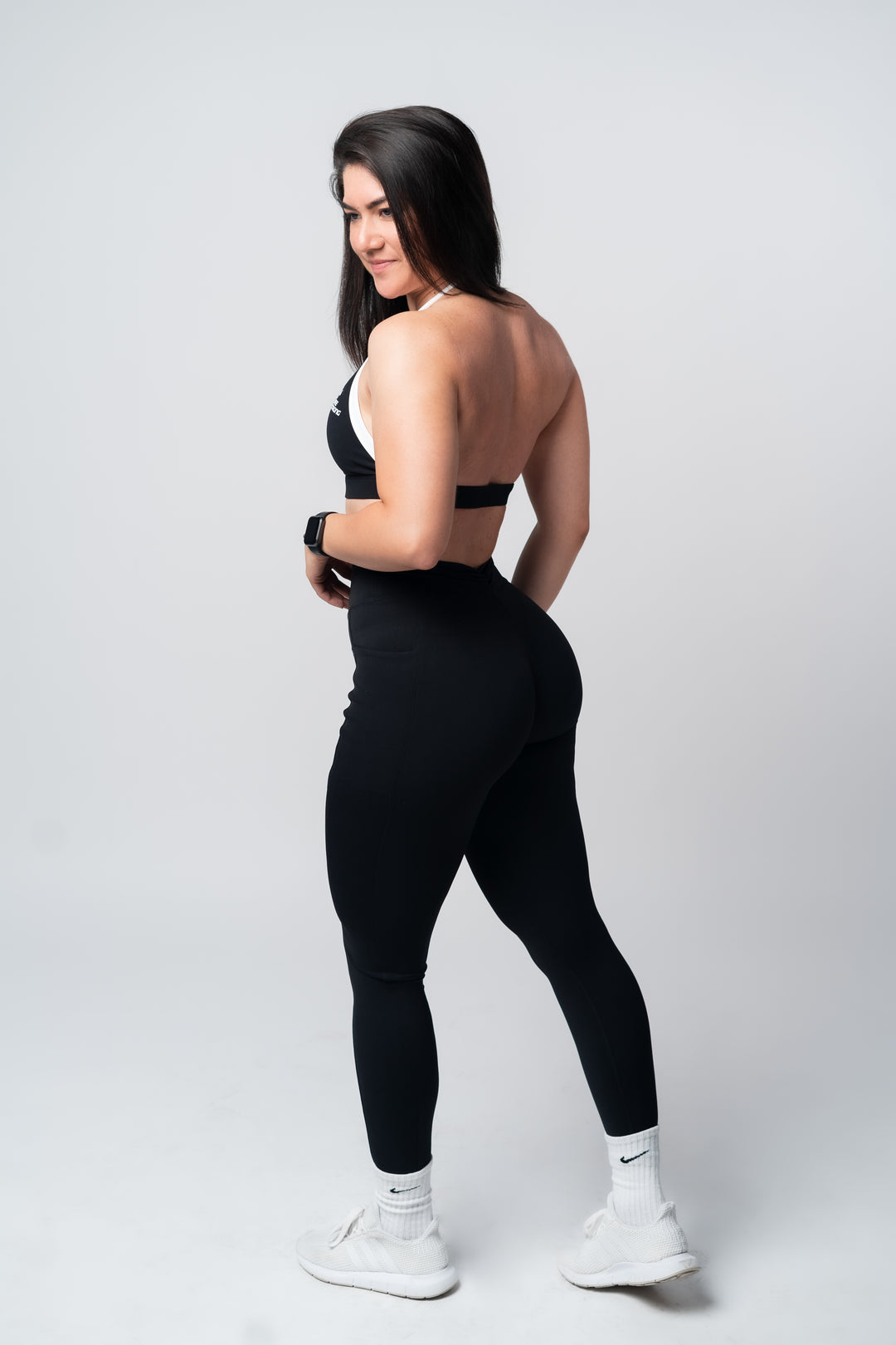 Noir Hive Open-Back Sports Bra Set – Bee strong activewear